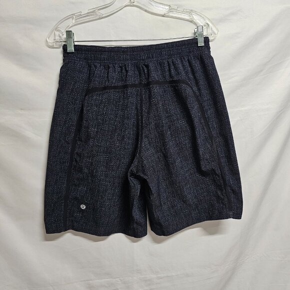 Lululemon Elastic Drawstring Waist Men Shorts Size M Black/Gray Unlined - Picture 11 of 15